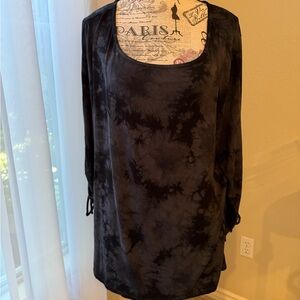 Black Tie-Dye Long Sleeve Top
